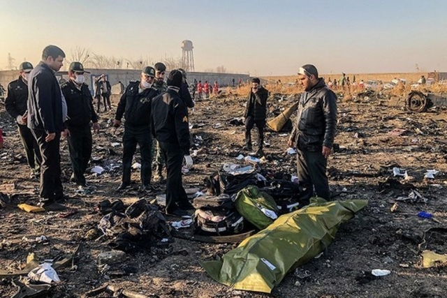 На месте крушения украинского самолета в Иране 