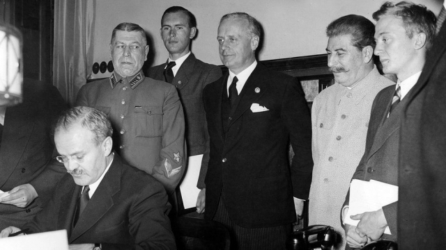«Пакт Молотова — Риббентропа» — выдающееся достижение советской дипломатии