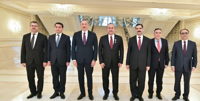 Президент Азербайджанской Республики Ильхам Алиев принял делегацию во главе с министром иностранных дел Турецкой Республики Мевлютом Чавушоглу. 5 февраля 2020 