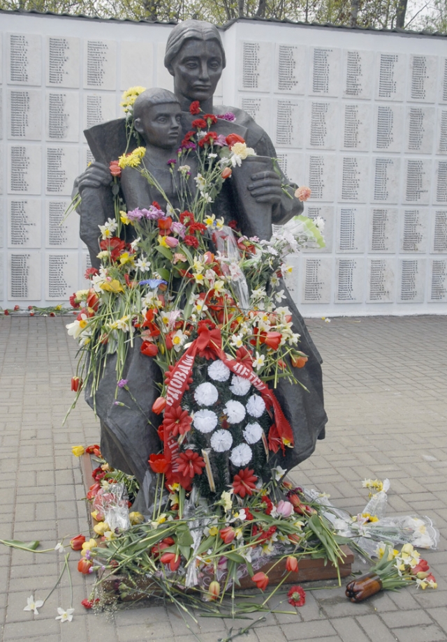 Воинское мемориальное кладбище на городском Пятницком кладбище. Калуга 