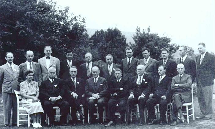 Участники делегаций СССР и США на конференции в Бреттон-Вудсе. 1944