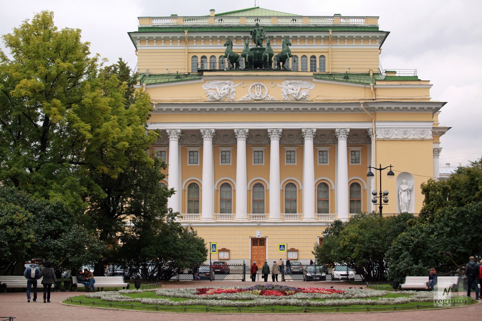 Александрийский театр в санкт петербурге фото