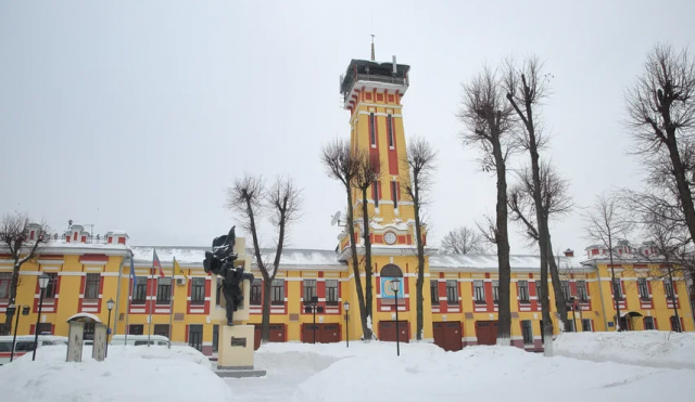 Здание ГУ МЧС по Ярославской области