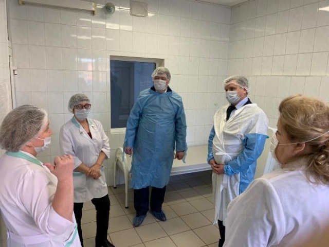 Ярославские власти проверили готовность инфекционной больницы к эпидемии
