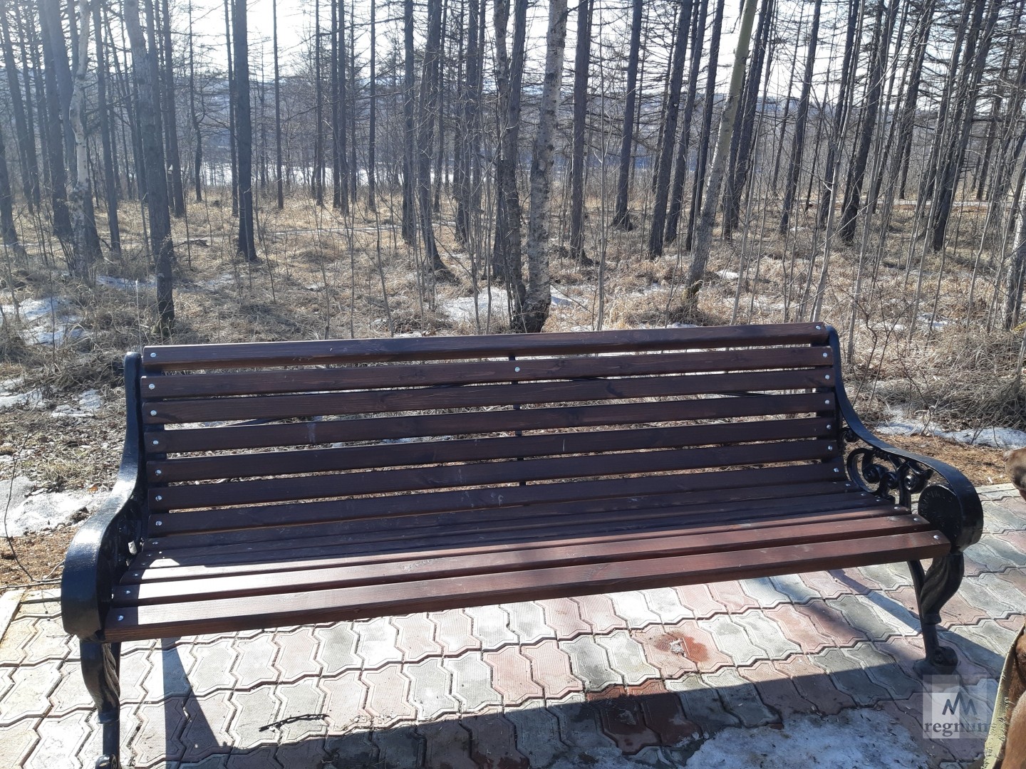 производство скамеек из переработанного пластика