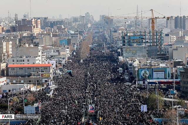 Шествие на похоронах Касема Сулеймани 6 января 2020 года. Тегеран