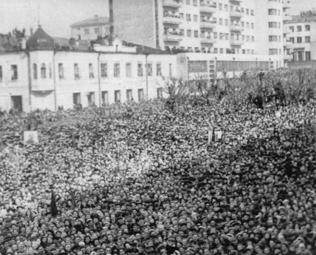 Митинг 9 мая 1945 года. Новосибирск. Новосибирская область. 09.05.1945