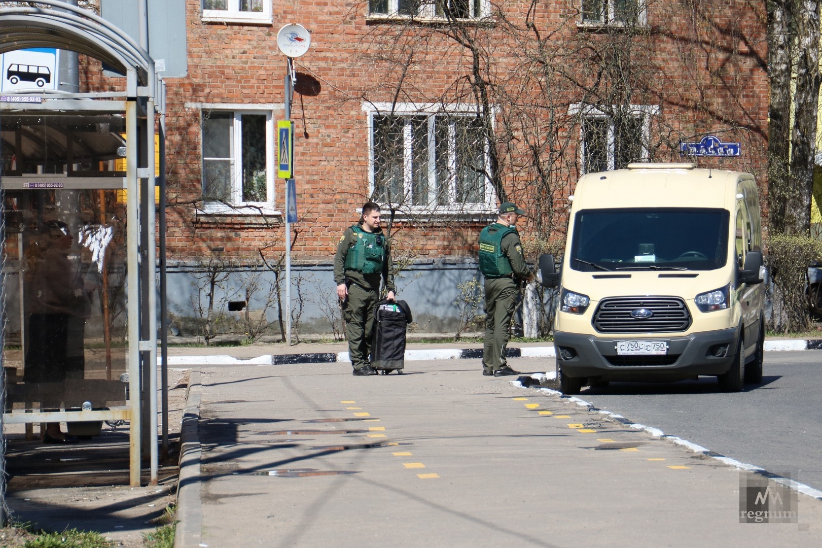 Сотрудники Сбербанка работают и в праздники Наталья Стрельцова © ИА