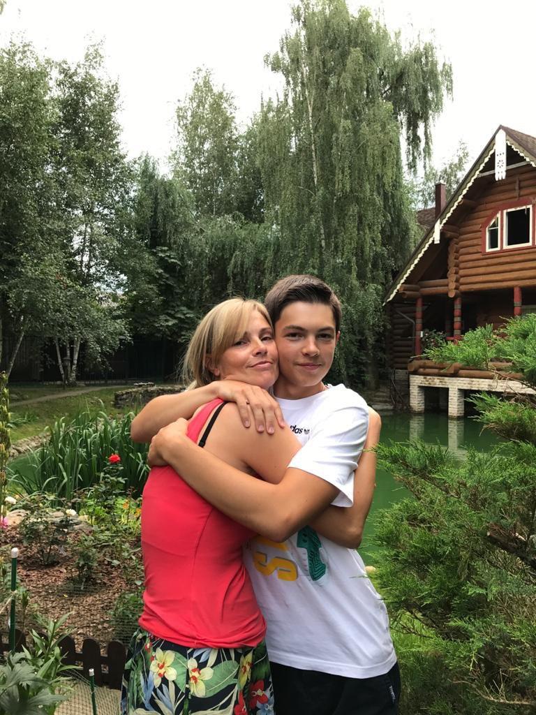 Братья папичи с женами. Папич дота. Братья папичи с женами. Братья папичи с женами. Папич.