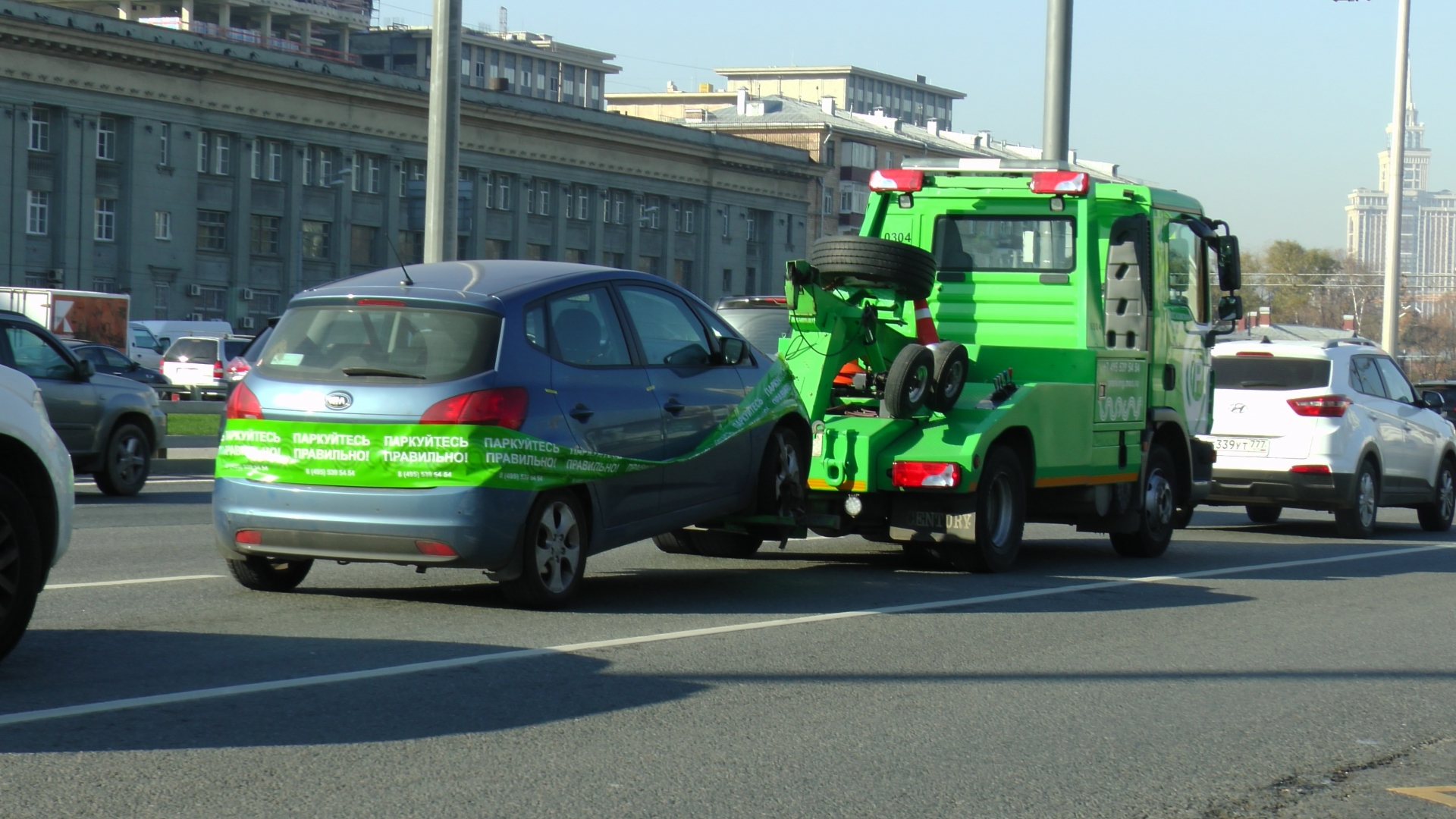 Число личных автомобилей на дорогах Москвы вернулось к прежним показателям