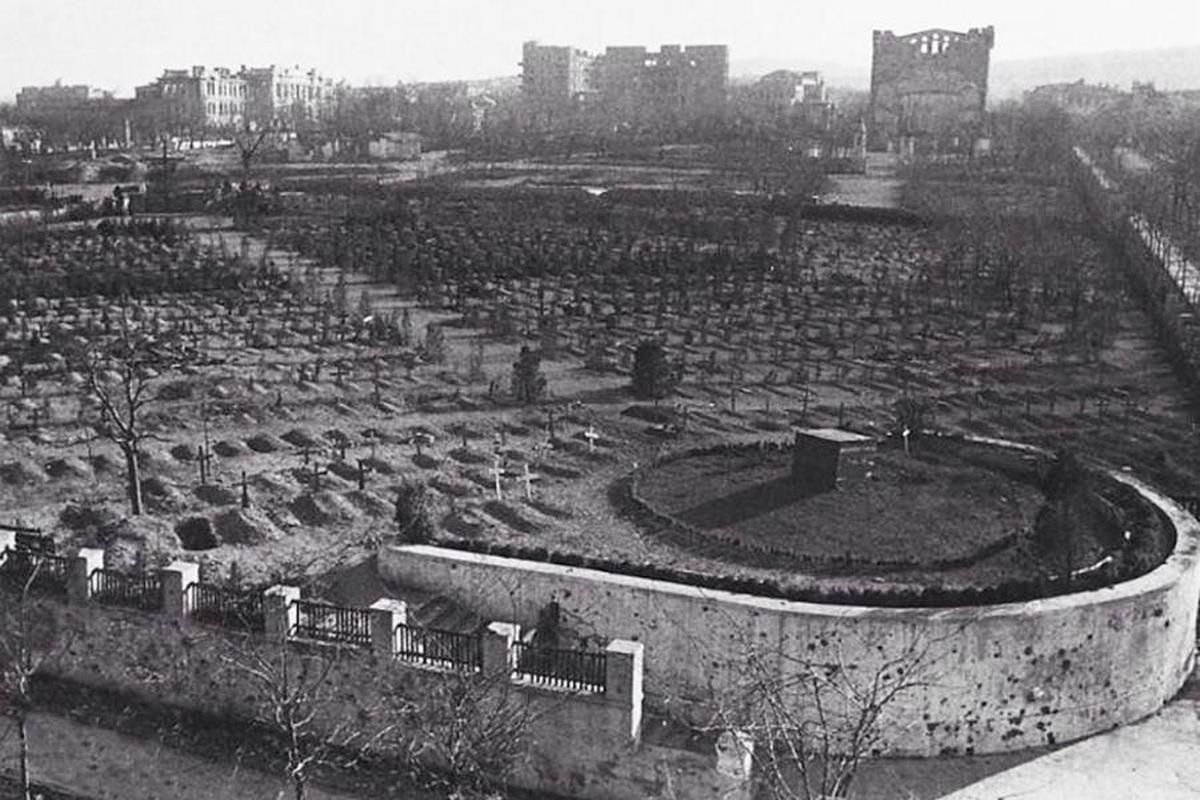 Немецкое кладбище в Новороссийске. 1943