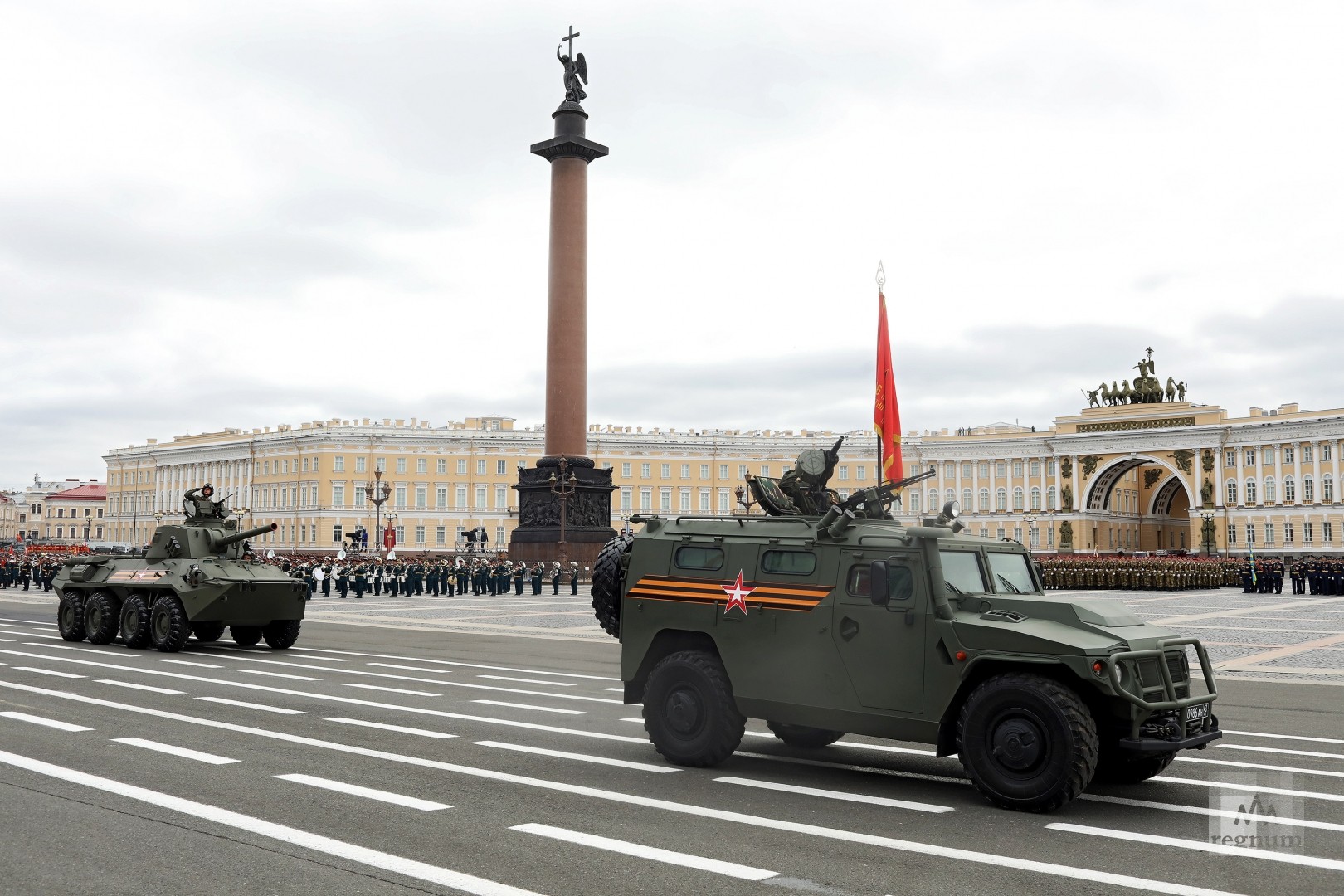 Парад военной техники проект