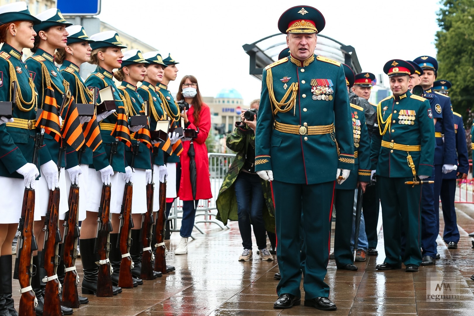 Парадная форма российских вооруженных сил. Полковник Мордвичев с.