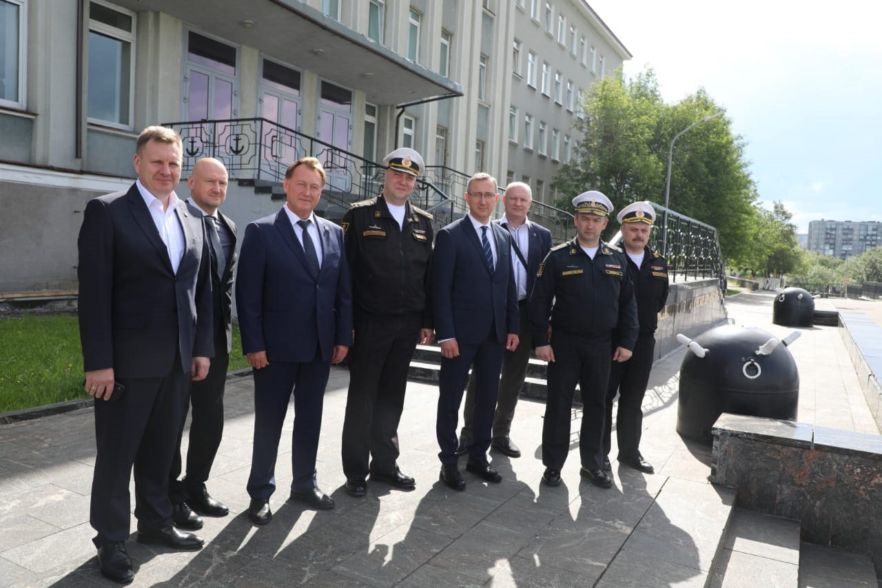 Глава Калужской обл. встретился с экипажами подлодок «Калуга» и «Обнинск»