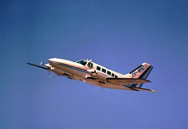 Легкомоторный самолёт Cessna 402C 