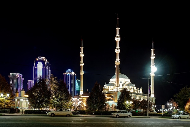 Супермарафон на 170 км свяжет две главные мечети Чечни и Дагестана