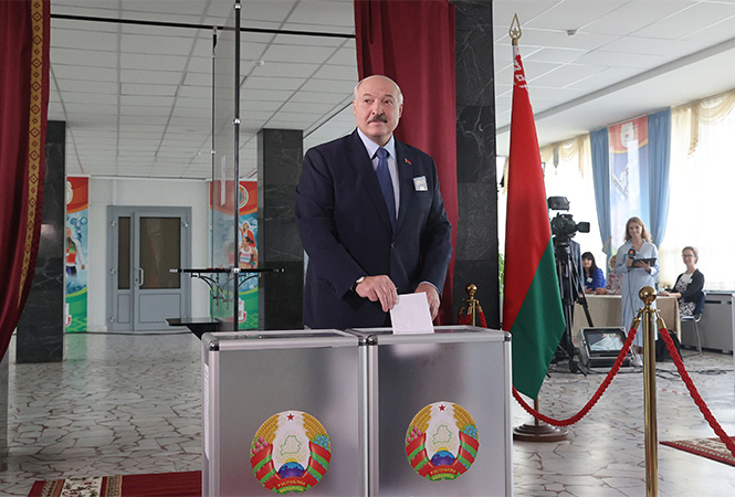 ЦИК Белоруссии не видит оснований признавать выборы недействительными
