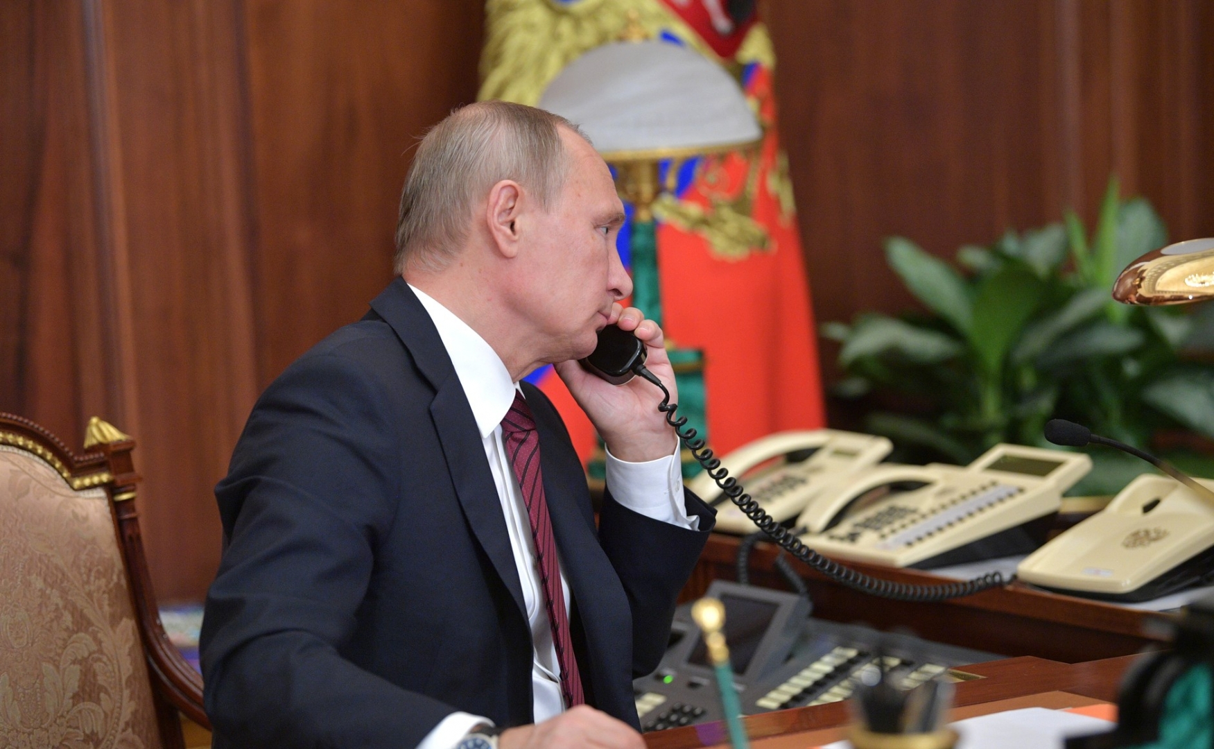 Путин вновь поговорил с Лукашенко по телефону