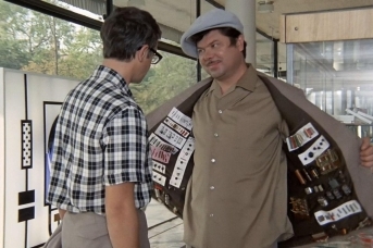 Кадр из х/ф &laquo;Операция «Ы» и другие приключения Шурика&raquo;. Режиссёр Леонид Гайдай, 1965 год