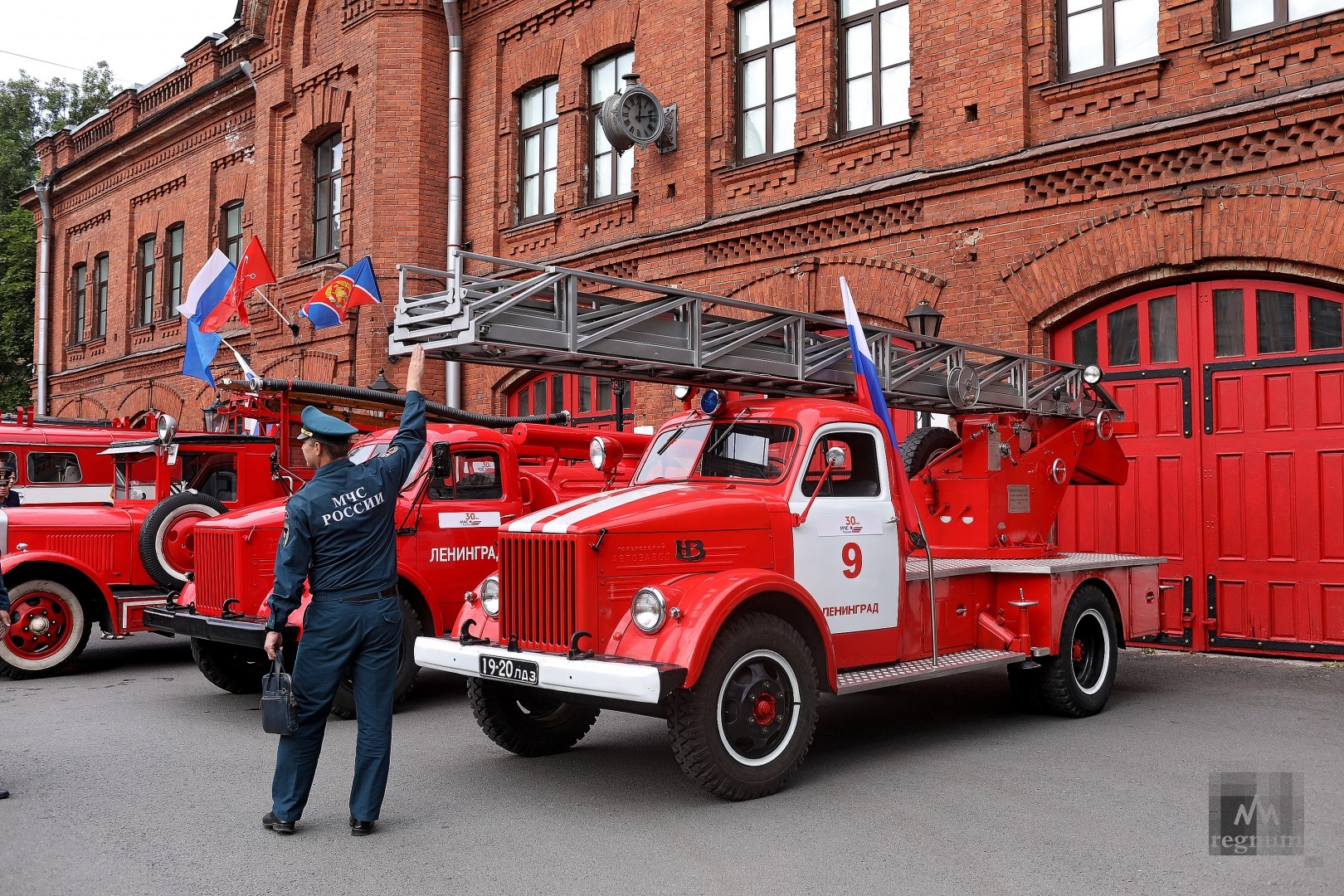 Пожарная техника МЧС России