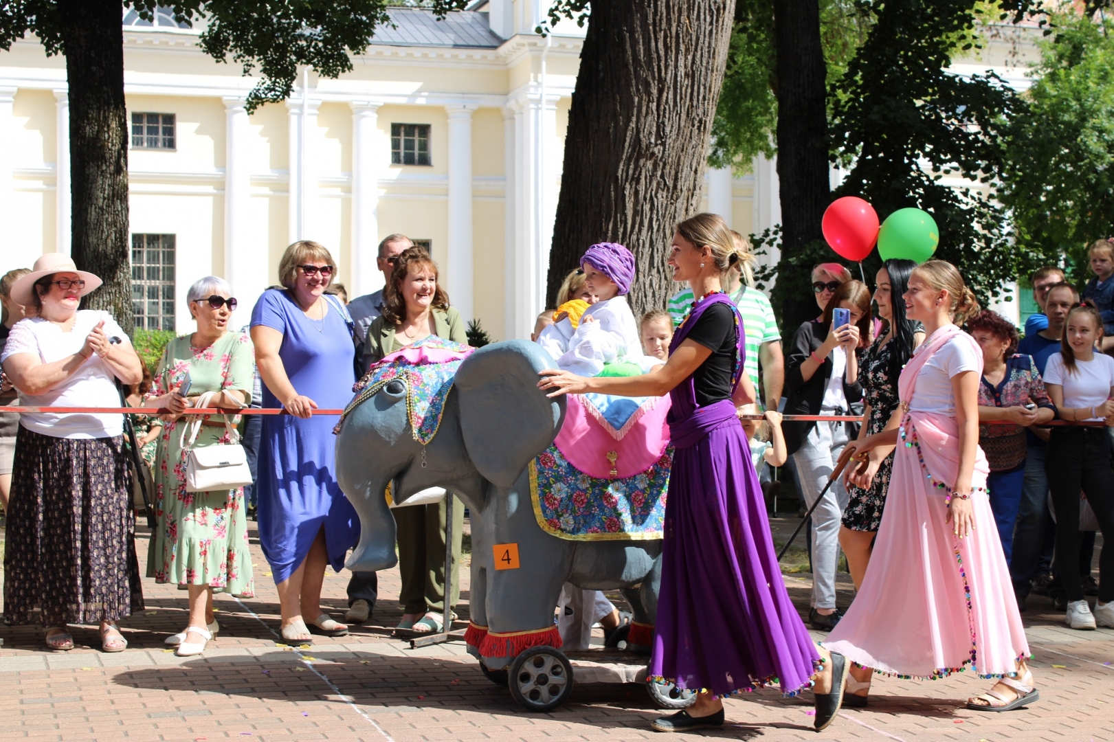Парад детских колясок состоялся в Калуге