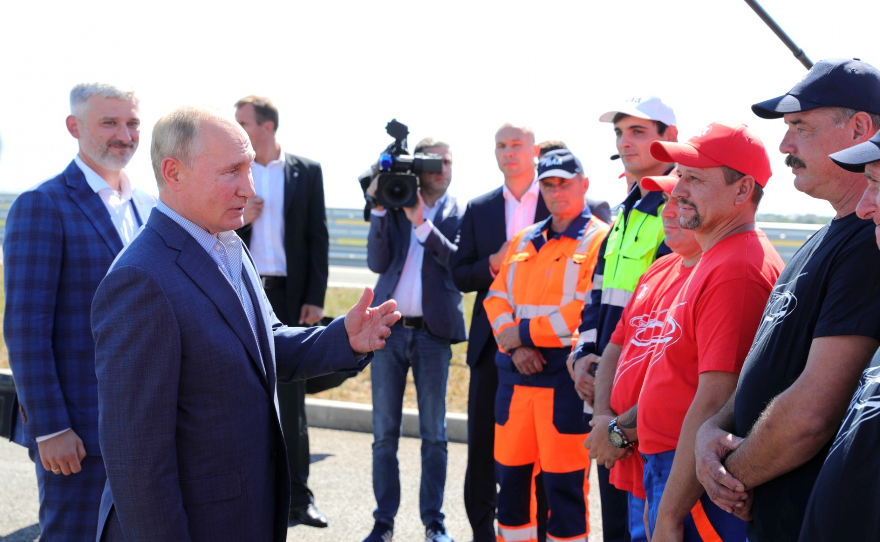 Путин пообещал решить проблемы водоснабжения Крыма