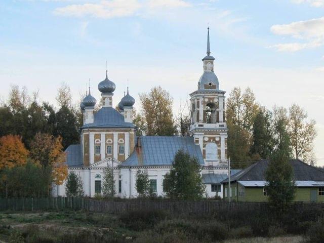 Церковь Святителя Николая в посёлке Кадый