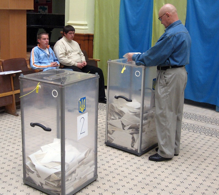 Зеленский назвал местные выборы на Украине «очень определяющими»