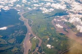 Амурская протока и Амур вблизи Хабаровска 