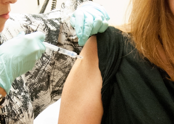 Власти НАО подтвердили готовность начать вакцинацию от коронавируса