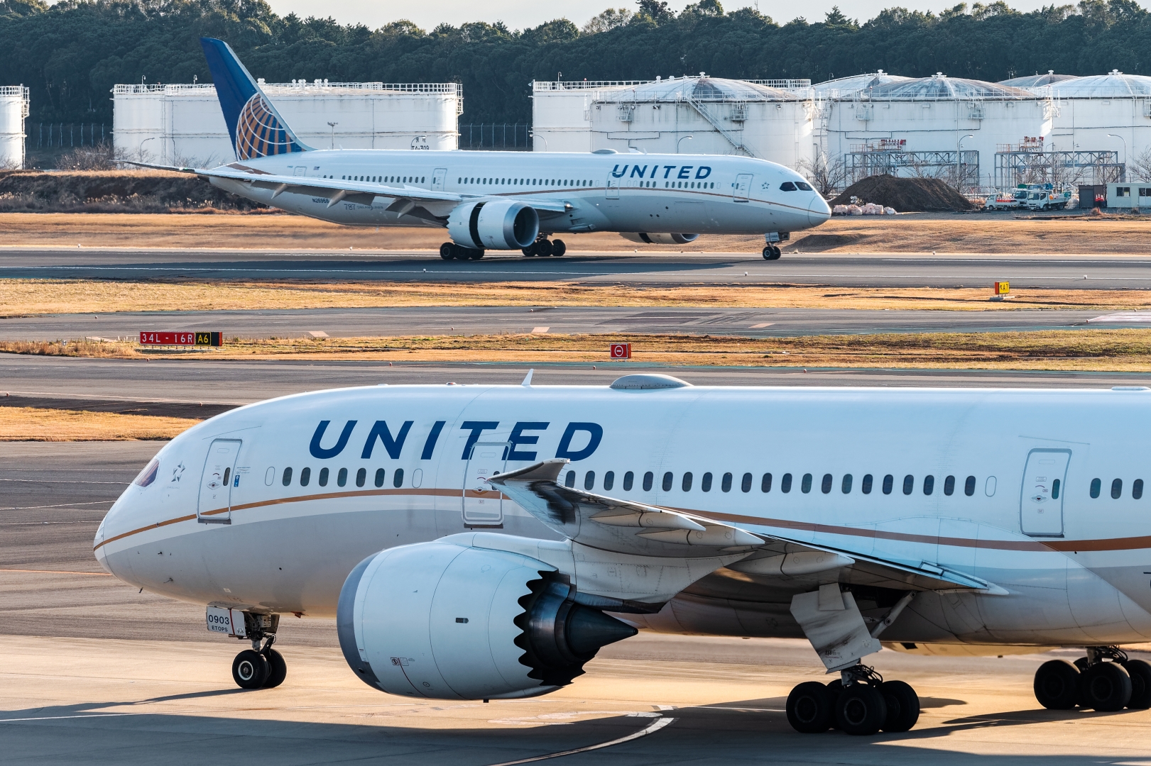 United Airlines согласилась не увольнять пилотов до 30 октября