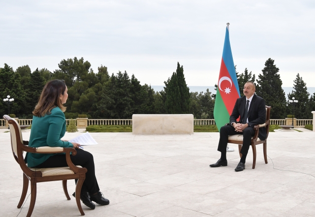 Ильхам Алиев дает интервью телеканалу Al Jazeera