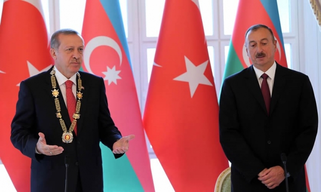 Реждеп Эрдоган и Ильхам Алиев. 