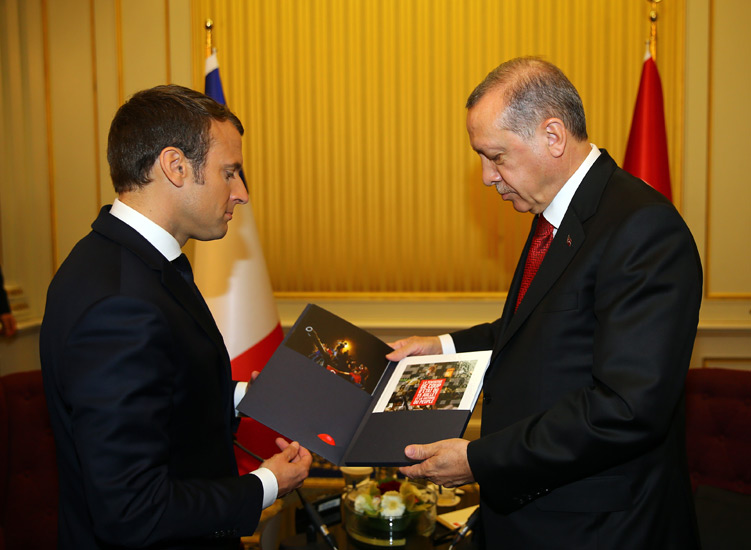 Эрдоган посоветовал президенту Франции Макрону лечить психику