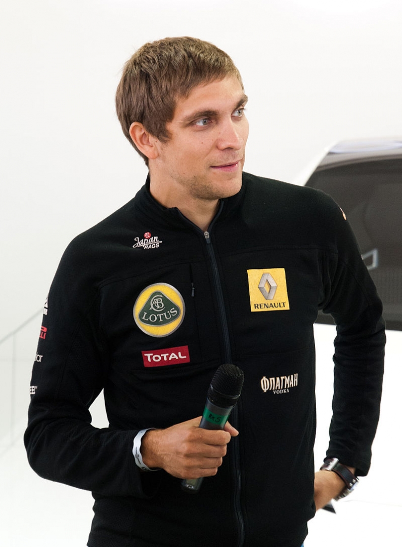 Виталий Петров выбыл из стюардов Гран-При Португалии из-за убийства отца