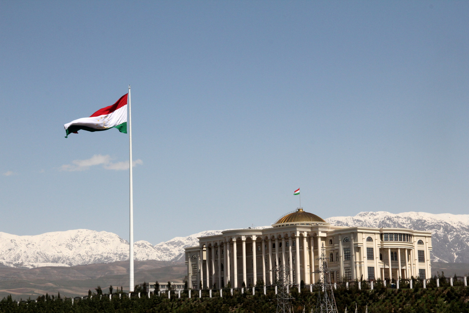 В Таджикистане сформировано новое правительство