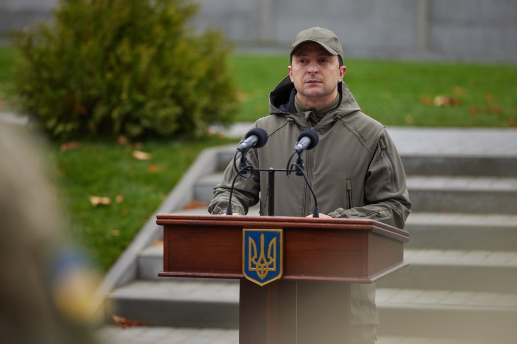 Президент Украины записал обращение для жителей Донбасса