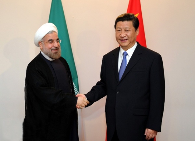 Хасан Рухани и Си Цзиньпин на саммите ШОС 