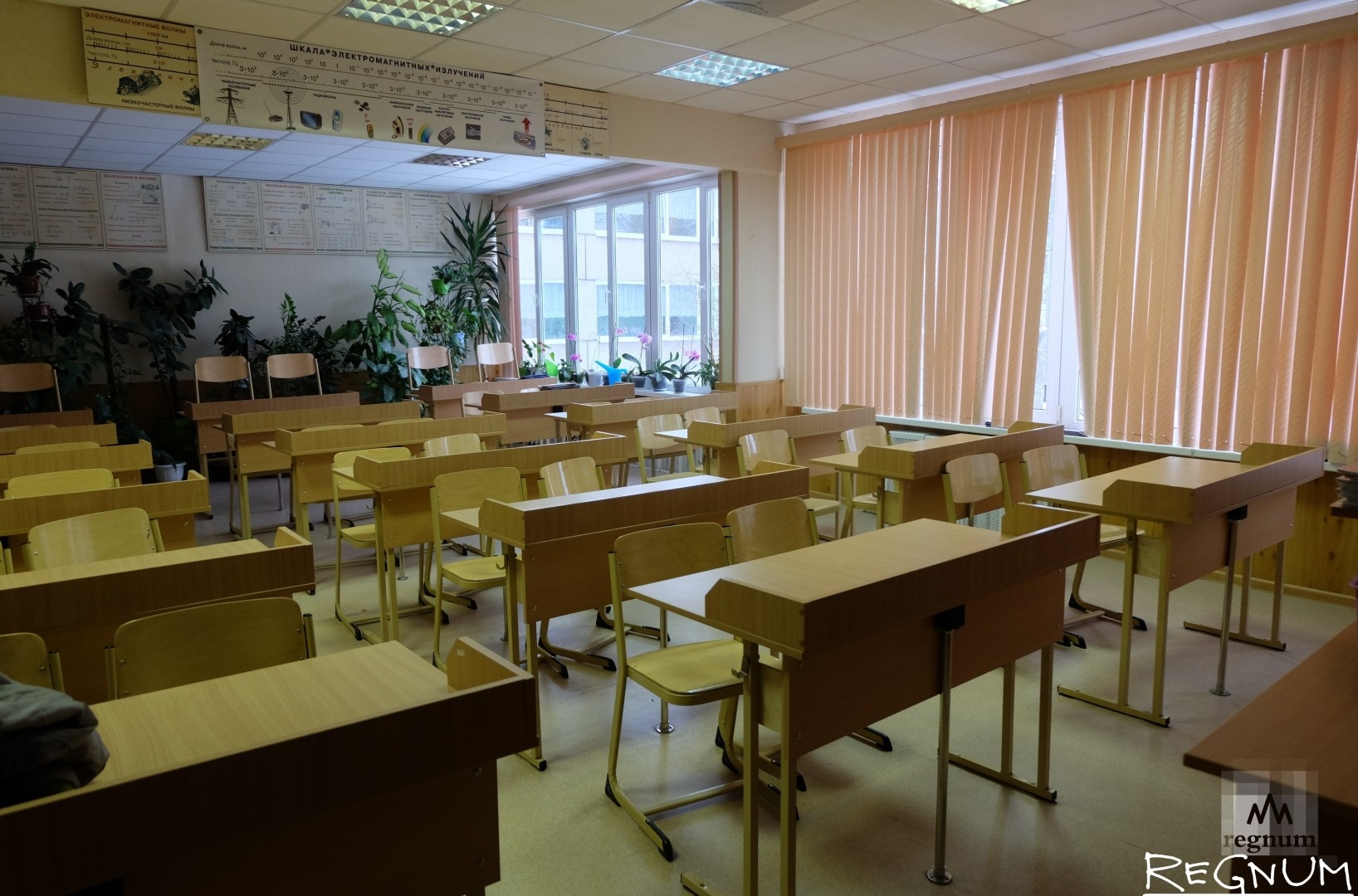 В Минпросвещения РФ назвали число находящихся на карантине школ