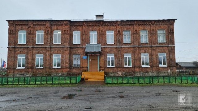 Вознесенская средняя школа, гордость которой — школьный музей
