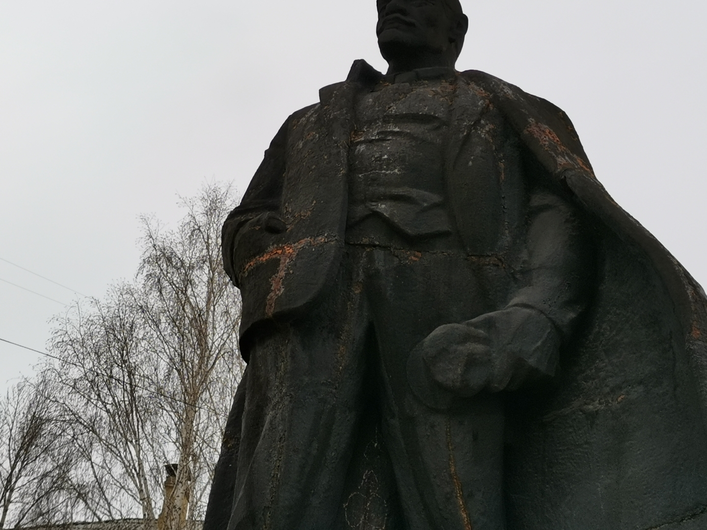 Статуя Сталина в Кусе