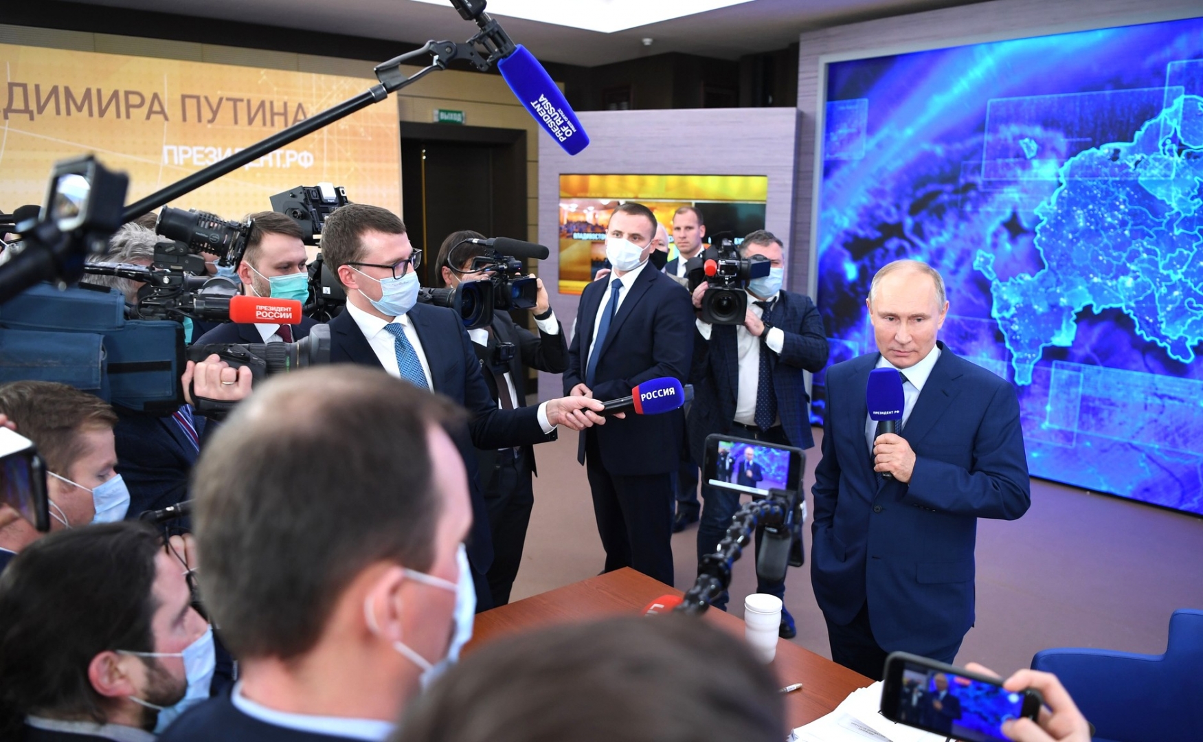Ни грамма популизма: названы плюсы и минусы пресс-конференции Путина
