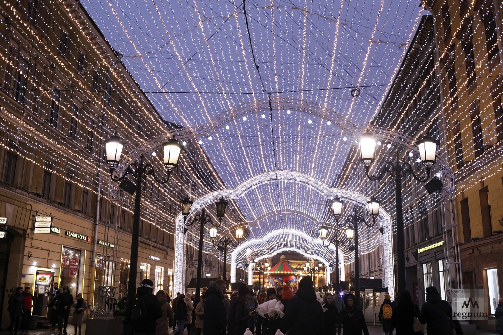 Новогодняя ярмарка в санкт петербурге 2024. Рождественская ярмарка Санкт-Петербург 2022. Рождественская ярмарка в Петербурге 2022. Ярмарка в Питере 2022. Новогодний Петербург 2022 ярмарка.