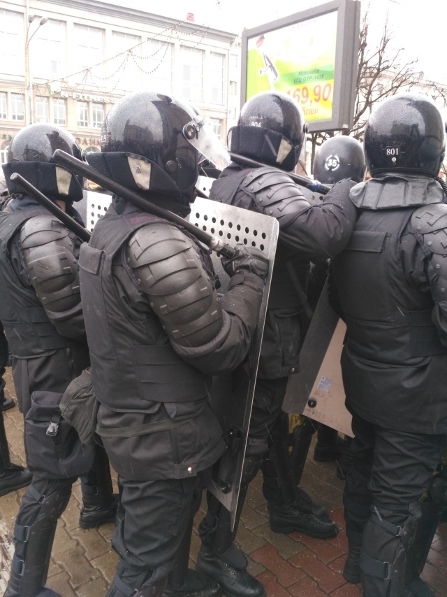 Правозащитники сообщили о задержании более 60 протестующих в Белоруссии