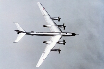 Дальний бомбардировщик Ту-95