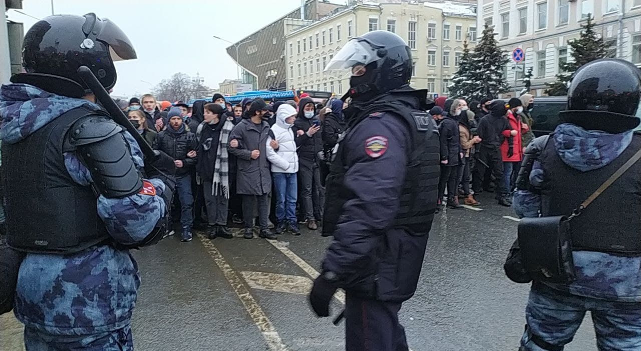 В Москве сторонники Навального жестоко избили гражданина