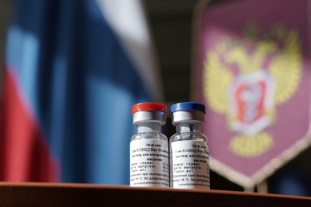 Путин сообщил о регистрации российской вакцины от COVID-19 в 13 странах