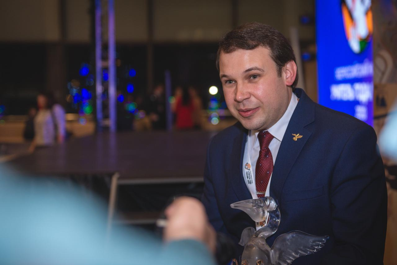 Ростовский губернатор поздравил «Учителя года России — 2020»
