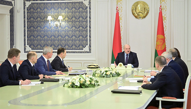 Лукашенко анонсировал «важнейшее событие в жизни страны»