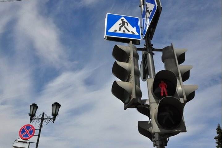 В Ярославле суд обязал власти поставить светофор на опасном участке